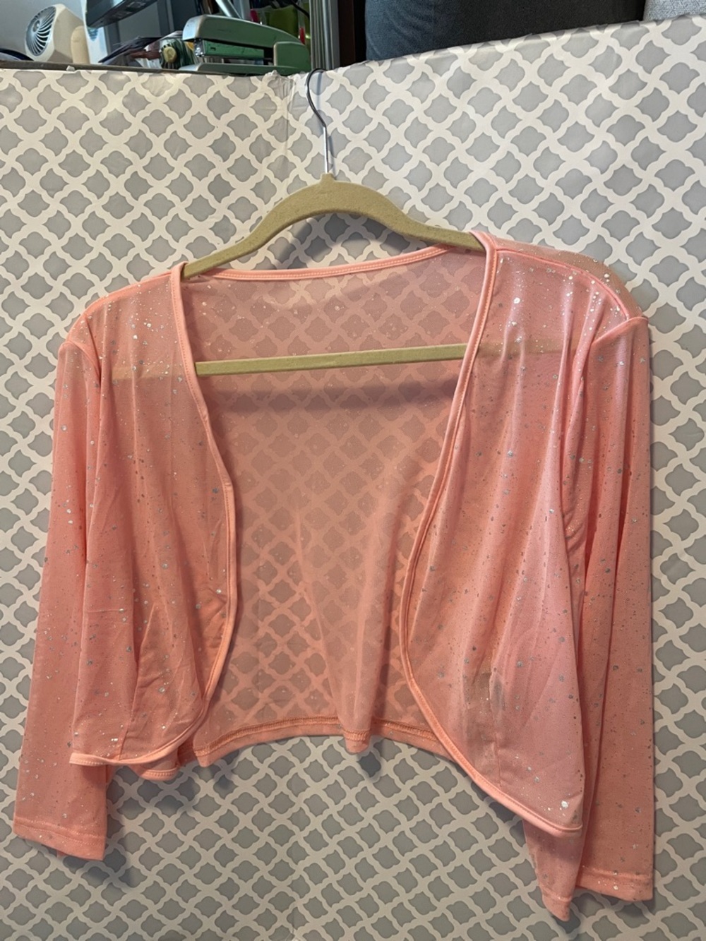 SHEIN Peach Glitter Cropped Open-Front Shrug